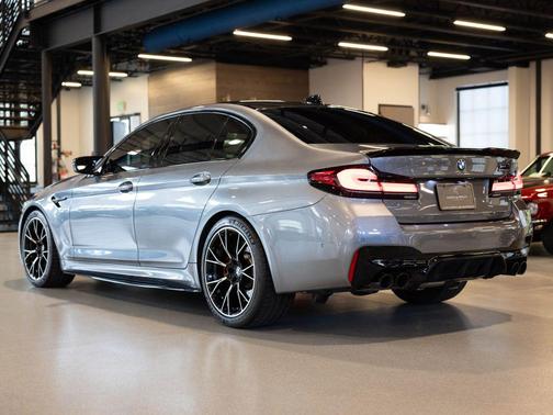 2022 BMW M5 Base