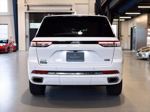 2022 Jeep Grand Cherokee Overland