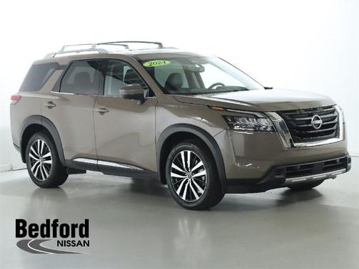 2024 Nissan Pathfinder Platinum