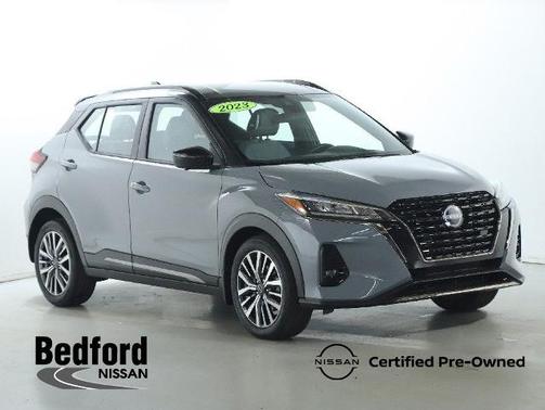 2023 Nissan Kicks SR