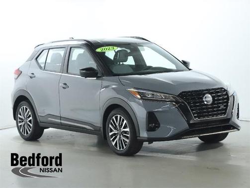 2023 Nissan Kicks SR