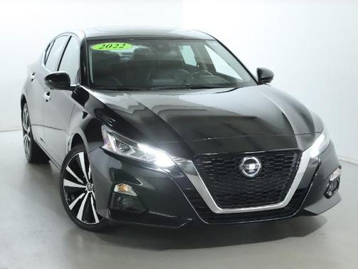 2022 Nissan Altima 2.5 Platinum