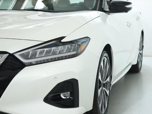2023 Nissan Maxima Platinum