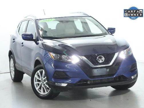 2022 Nissan Rogue Sport SV