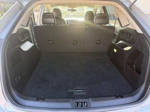 Ingot Silver 2017 Ford Edge SEL