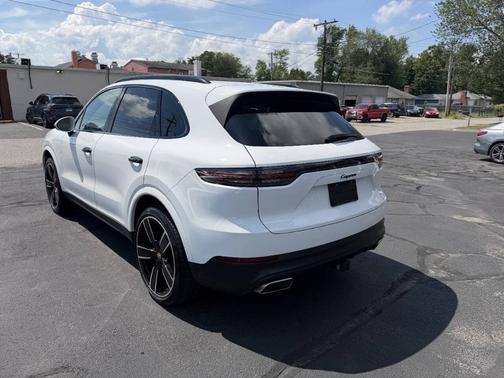 White 2023 Porsche Cayenne Base