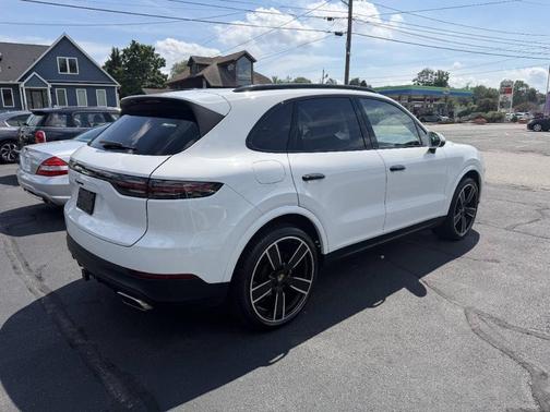 White 2023 Porsche Cayenne Base