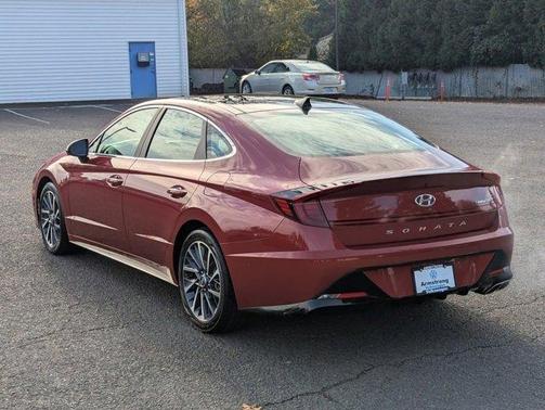 2023 Hyundai SONATA Limited