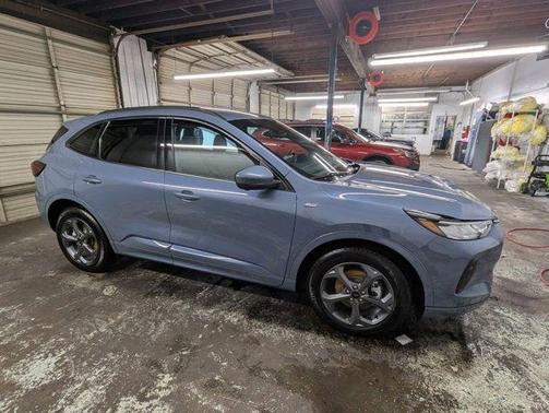 2024 Ford Escape ST-Line Select