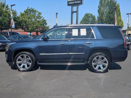 2018 Cadillac Escalade Luxury