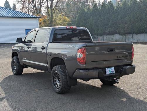 2017 Toyota Tundra Limited