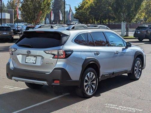 2025 Subaru Outback Touring XT