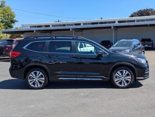 2022 Subaru Ascent Limited 7-Passenger