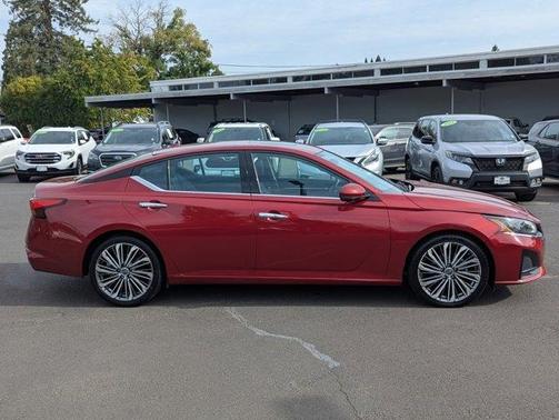 2023 Nissan Altima 2.5 SL