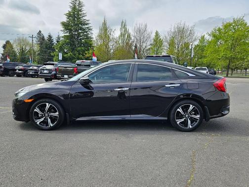 2017 Honda Civic Touring