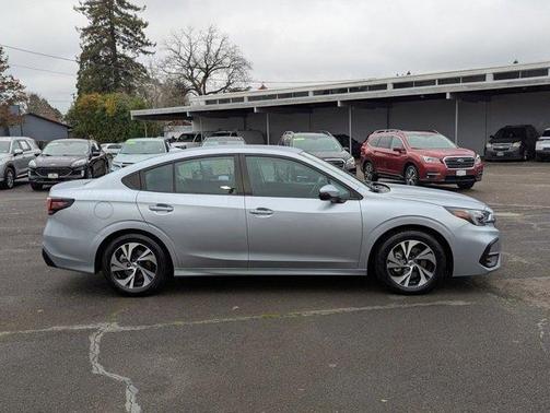 2025 Subaru Legacy Premium