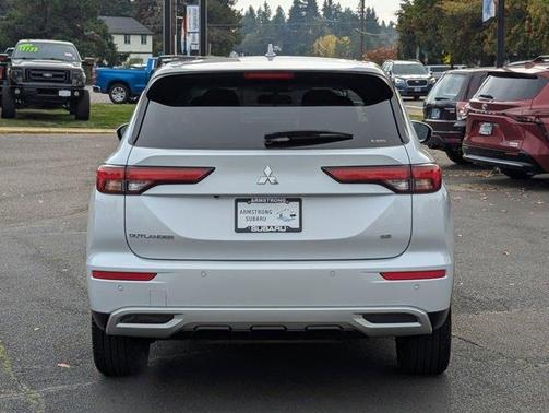 2024 Mitsubishi Outlander SE Black Edition
