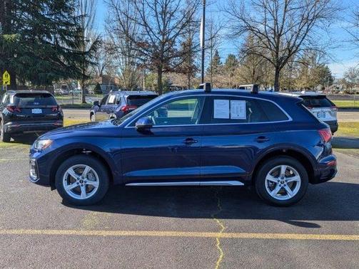 2023 Audi Q5 40 Premium