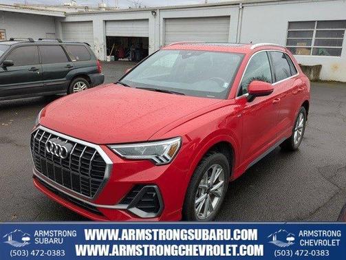 2025 Audi Q3 45 S line Premium