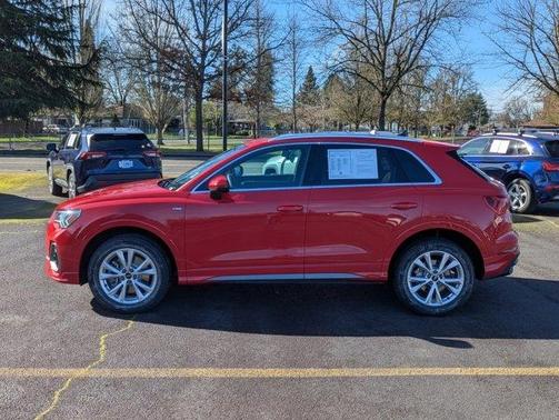 2025 Audi Q3 45 S line Premium