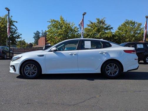 2020 Kia Optima LX