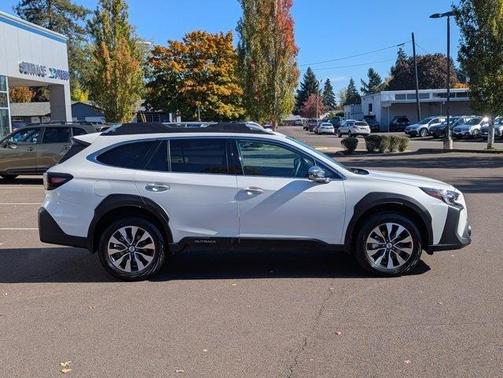 2025 Subaru Outback Touring XT