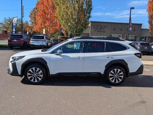 2025 Subaru Outback Touring XT