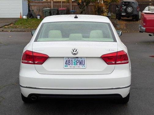 2013 Volkswagen Passat 2.0 TDI SEL Premium