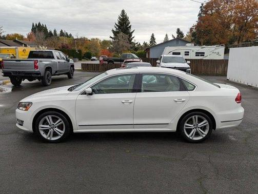 2013 Volkswagen Passat 2.0 TDI SEL Premium