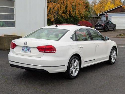 2013 Volkswagen Passat 2.0 TDI SEL Premium