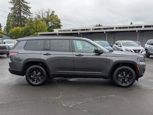 2024 Jeep Grand Cherokee L Laredo