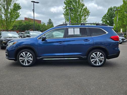 2022 Subaru Ascent Limited 8-Passenger