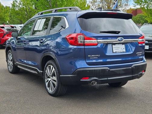 2022 Subaru Ascent Limited 8-Passenger