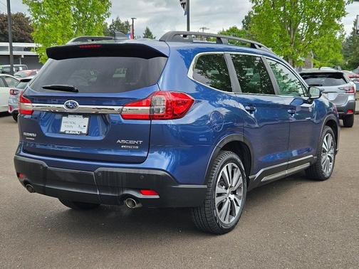 2022 Subaru Ascent Limited 8-Passenger