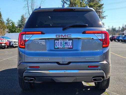 2021 GMC Acadia Denali