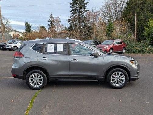 2018 Nissan Rogue SV