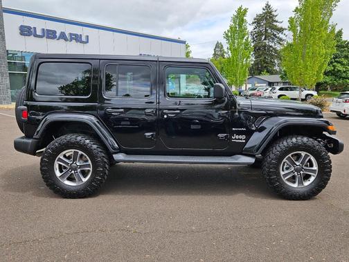 2022 Jeep Wrangler Unlimited Sahara