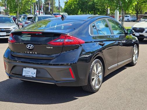 2019 Hyundai IONIQ Hybrid Limited
