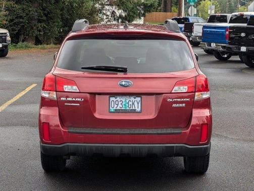 2013 Subaru Outback 2.5i Limited