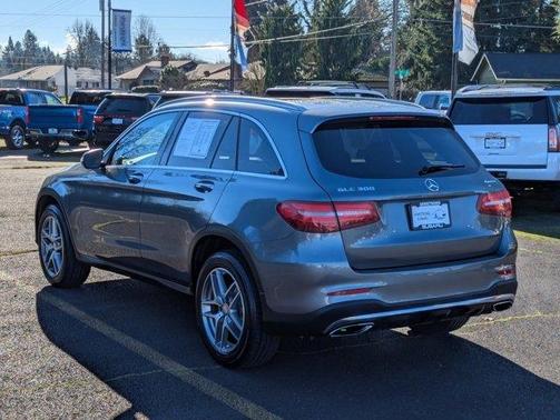 2017 Mercedes-Benz GLC 300 Base 4MATIC