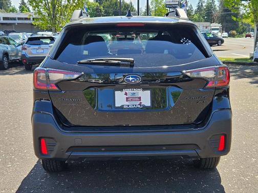 2022 Subaru Outback Onyx Edition XT