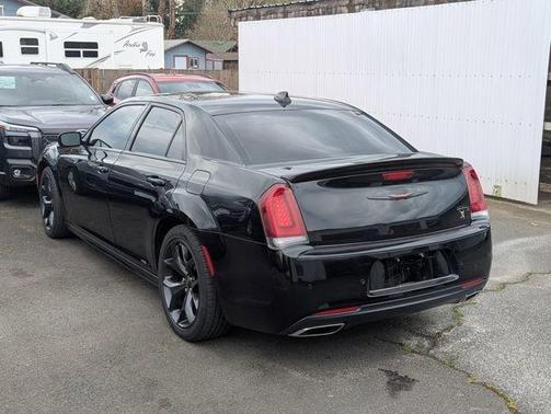 2022 Chrysler 300 S
