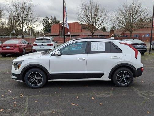 2023 Kia Niro EX