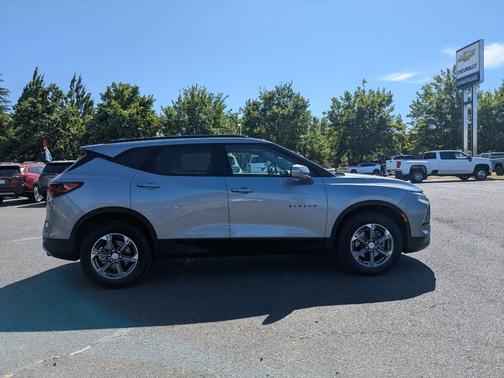 2024 Chevrolet Blazer LT