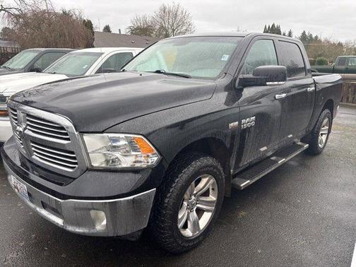 2017 RAM 1500 SLT