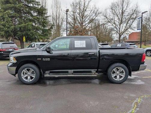 2017 RAM 1500 SLT