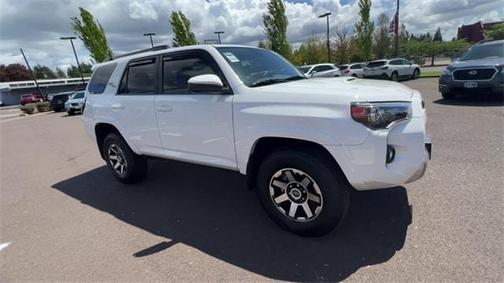 Photo 2 of 32 of 2021 Toyota 4Runner TRD Off Road