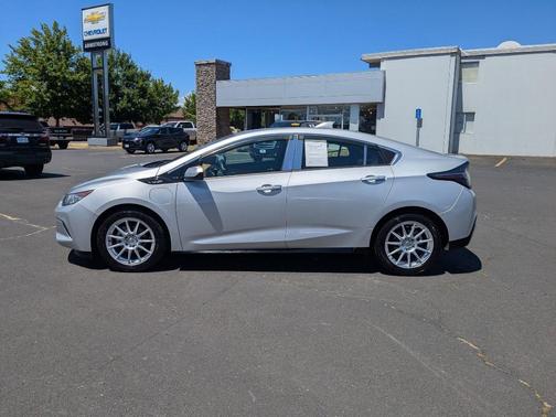 2018 Chevrolet Volt Premier