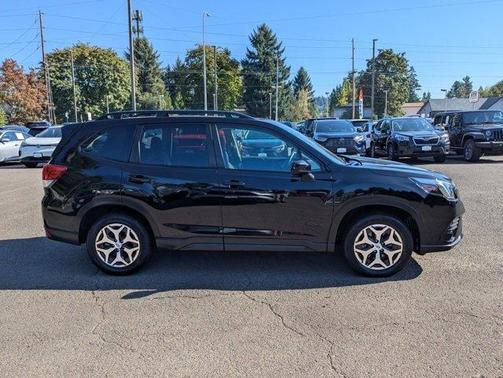 2022 Subaru Forester Premium