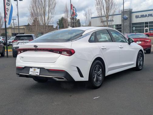 2021 Kia K5 LX